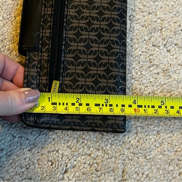 Fossil Madison Tab Clutch Wallet Slim Bi-Fold Black Taupe Geo Print PVC 7.5x3.5 - Picture 9 of 9